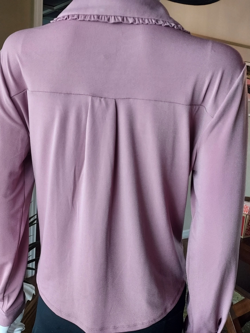 Adrianna Papell Mauve Ruffle-Trim Button Down Blouse: NWT - Picture 5 of 13